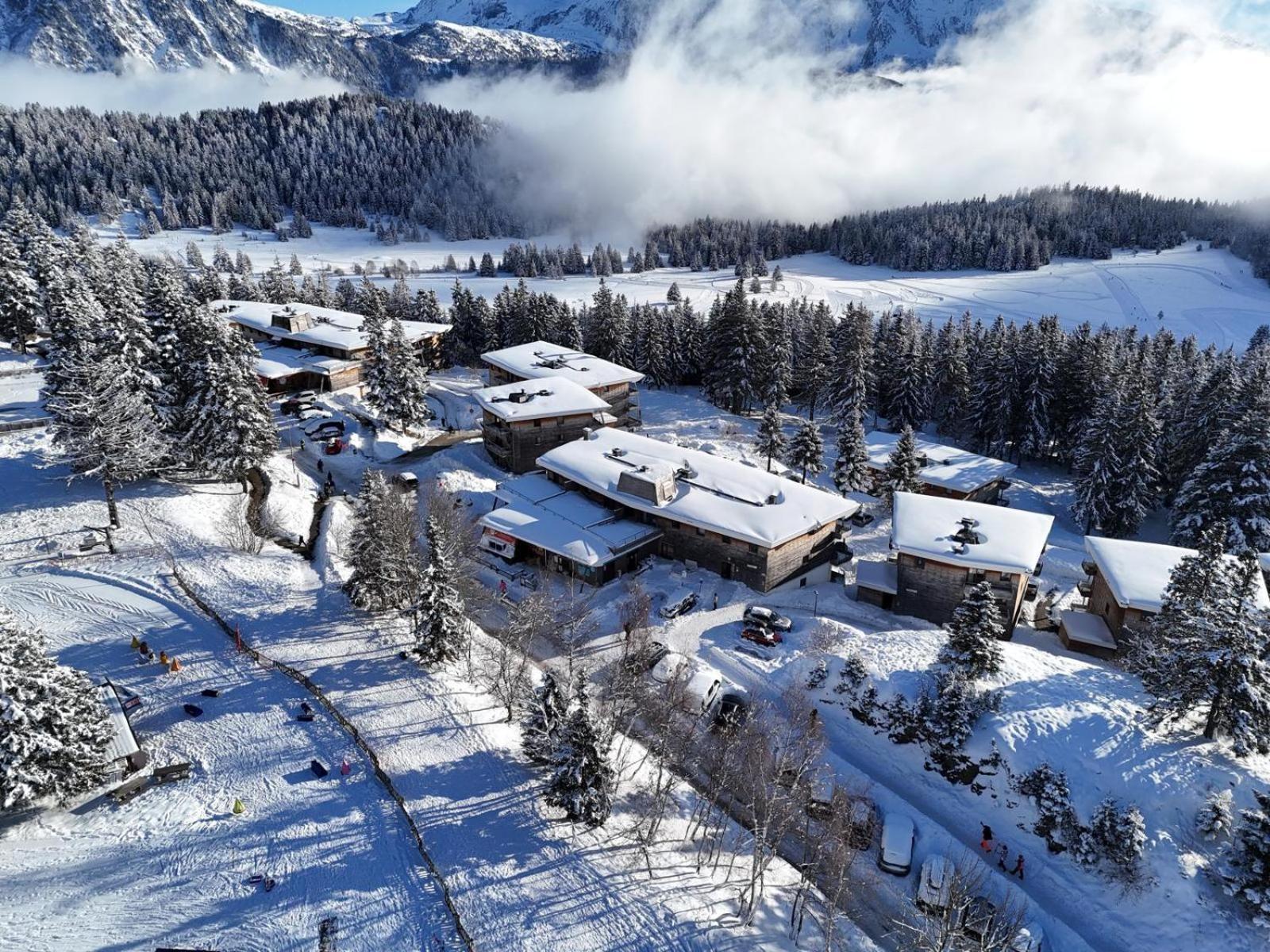 Bel Appart Pour 4/6 Pers Plein Sud Sans Vis A Vis Chamrousse Luaran gambar